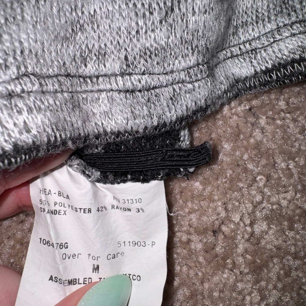 BCX Women's Grey & Black Striped 1/2 Sleeve Top, Button Detail - Size Medium Y2K - Picture 8 of 10